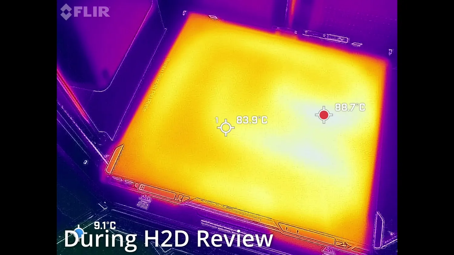 Thermal camera image of the heated bed showing 83.9 °C and 88.7 °C