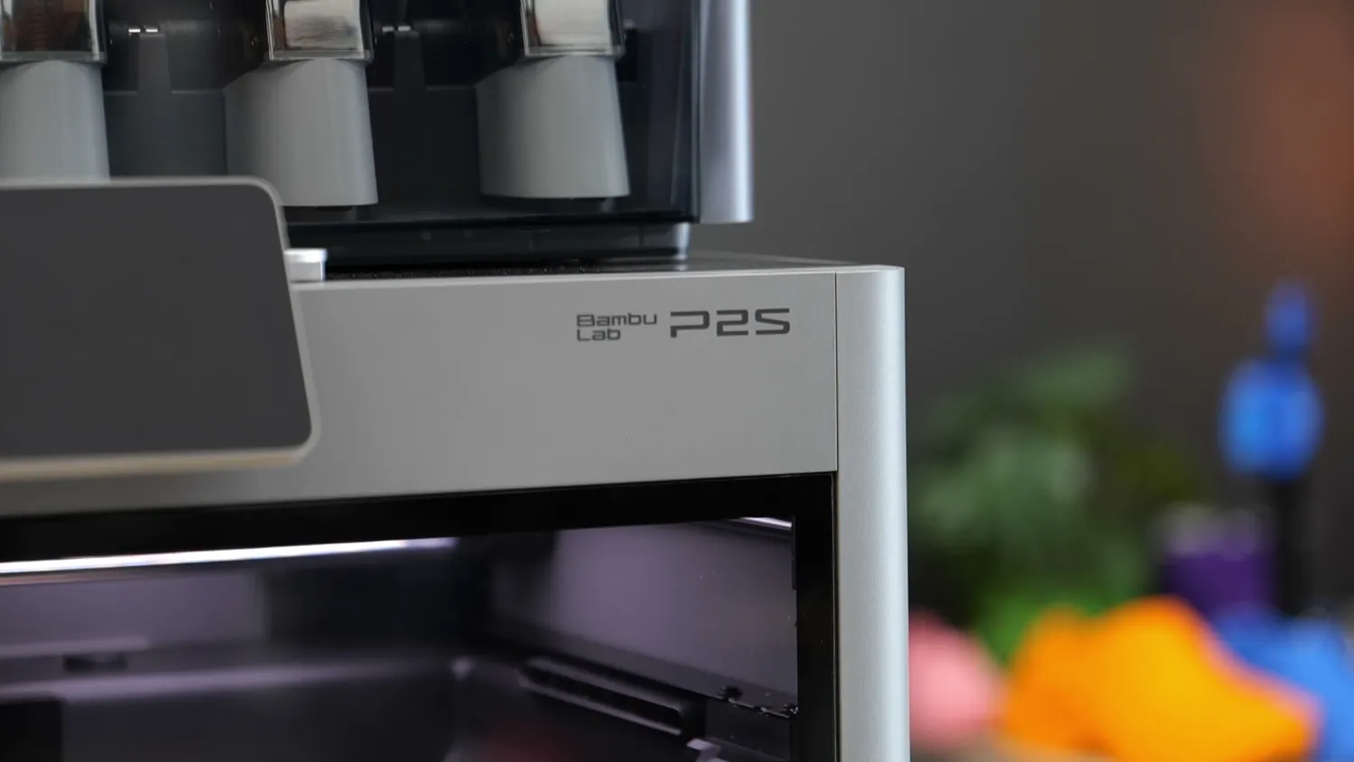 The Bambu Lab P2S badge on the new silver housing