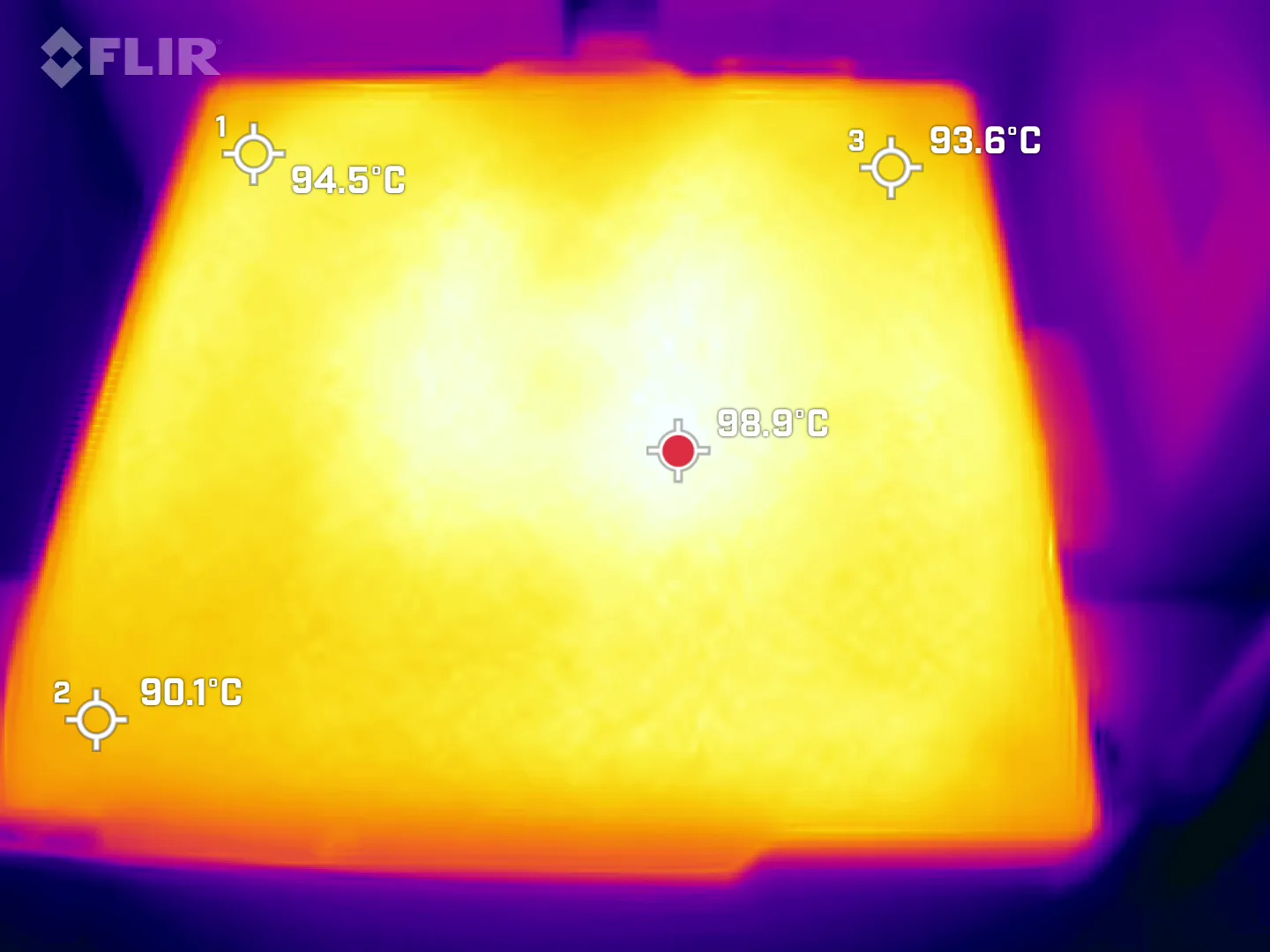 FLIR thermal image of the P2S heated bed, hottest in the middle at 98.9 °C and coolest in the corners at 90.1 °C
