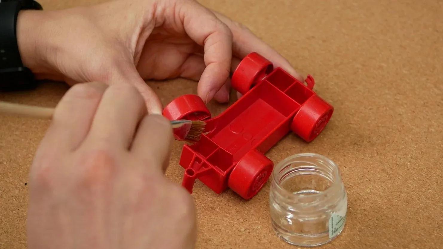  Repairing a broken Lego Duplo toy 