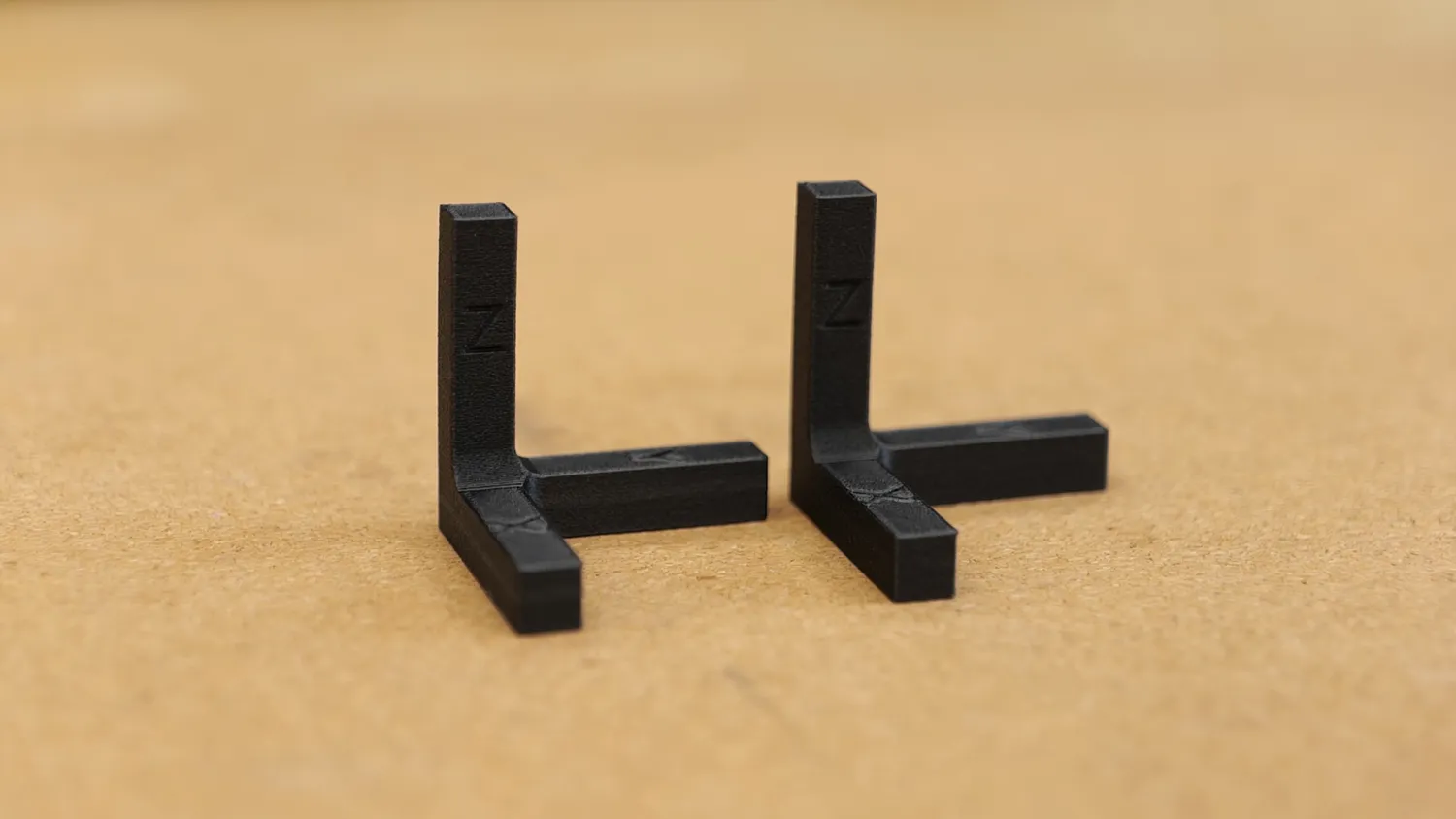  Annealed (right) and as-printed PA6-CF part 