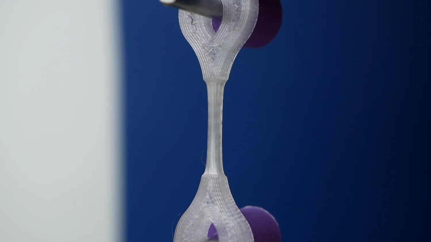  Tensile sample shortly before rupture 