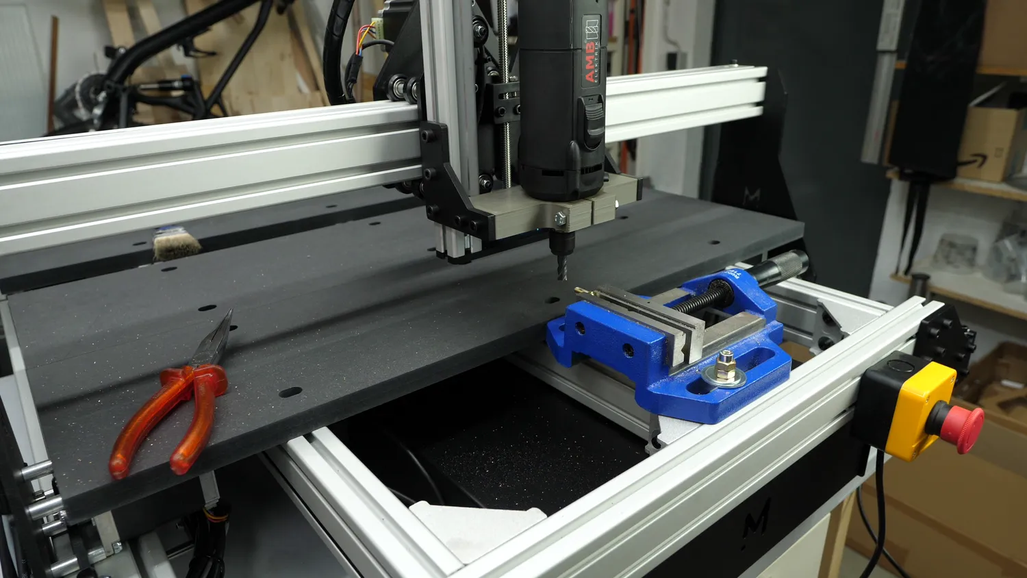 Vice directly mounted on the frame