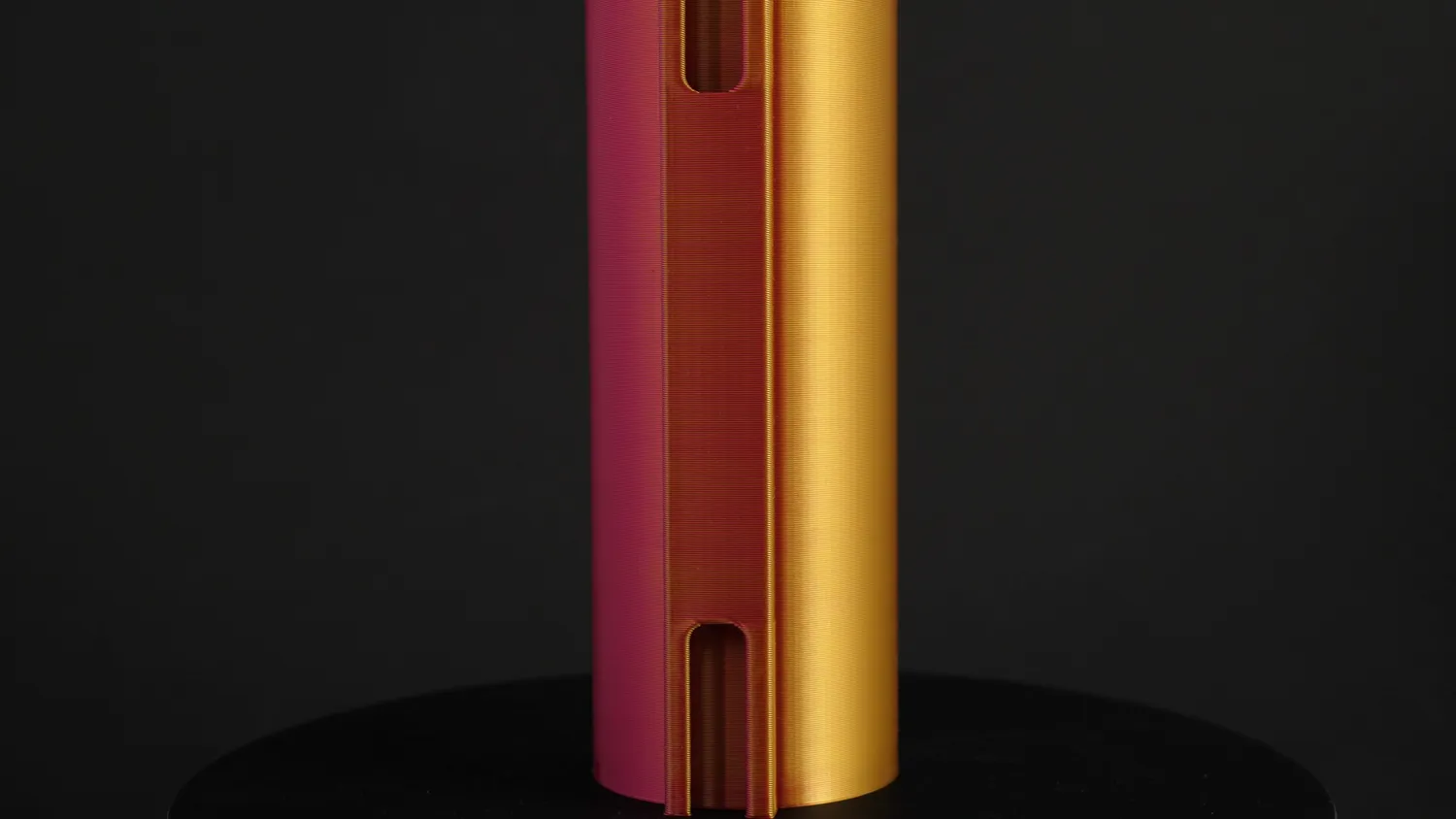 Close-up of a straight tube section and its suction cup slot