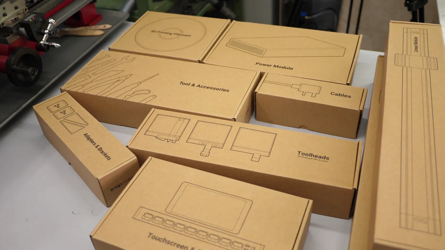  Beautiful packaging of the Snapmaker parts 