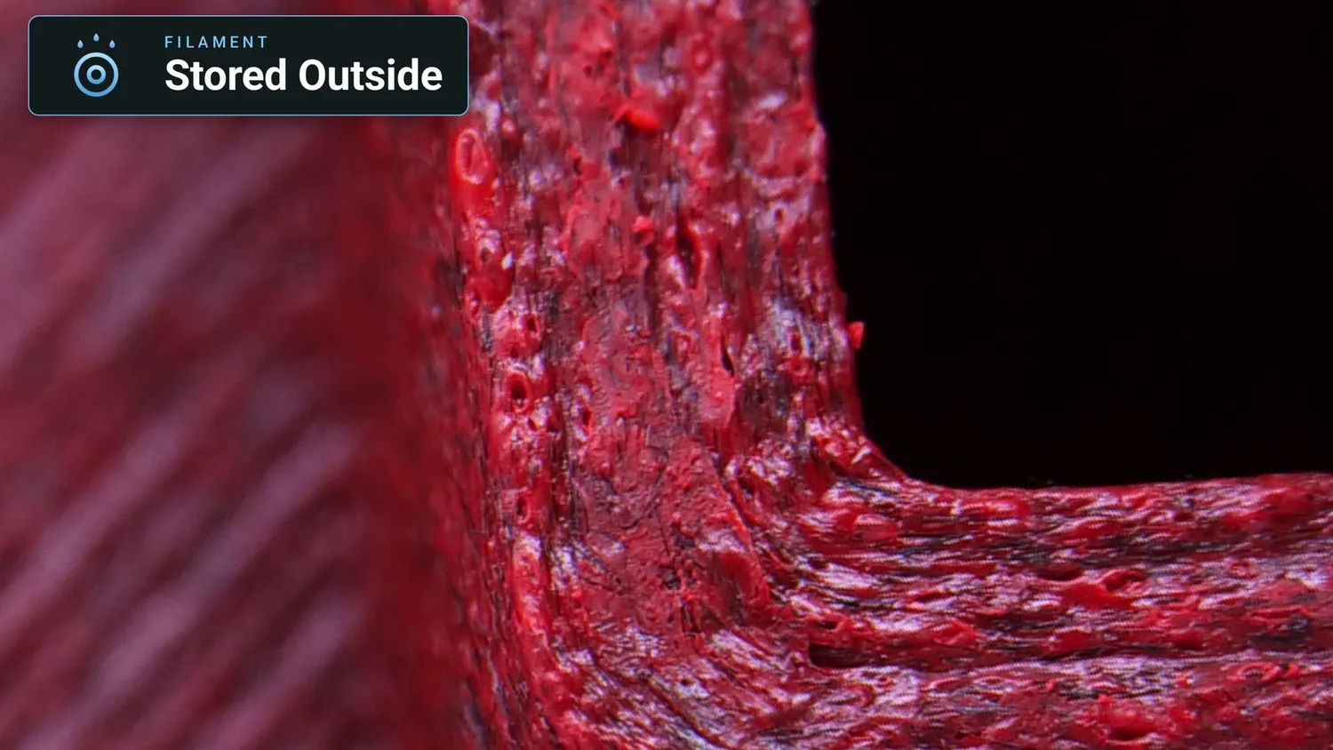 Microscope shot of the rough, bubbly surface of the PETG CF Benchy printed from filament stored outside