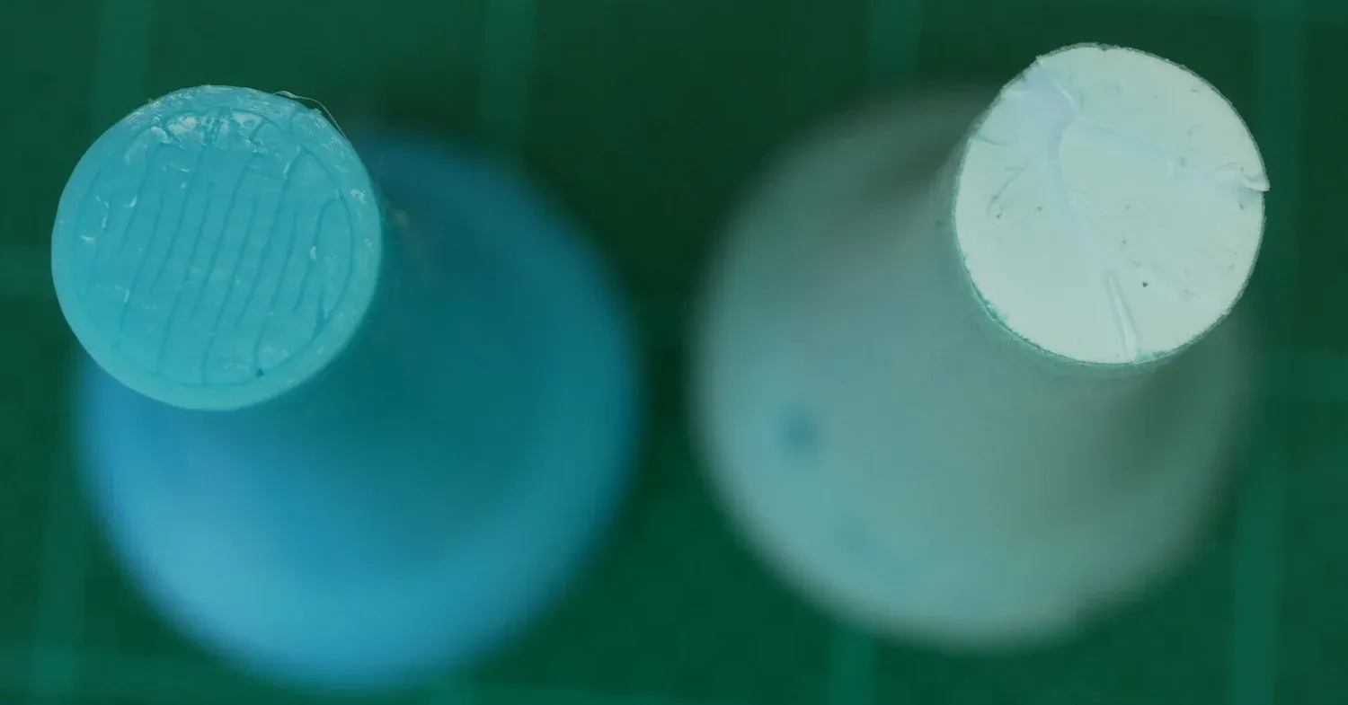  ABS fracture surface - before (left) and after (right) salt remelting 