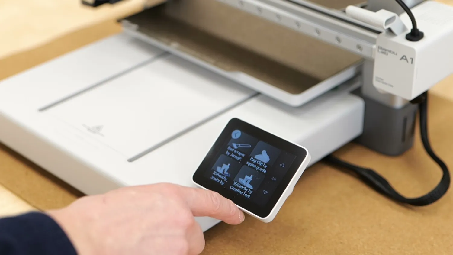 Pre-sliced models on the touchscreen of a 3D printer