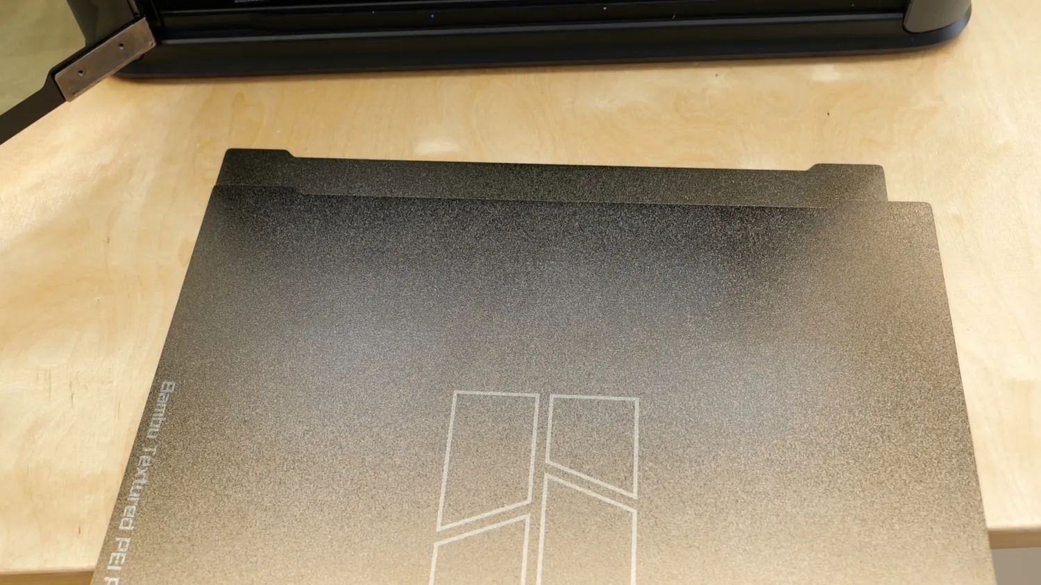 H2C build plate on the workbench