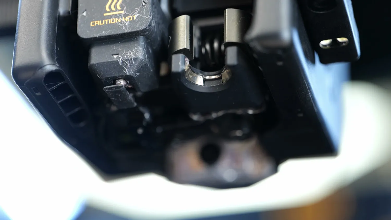 Underside of the H2C printhead with the empty nozzle socket
