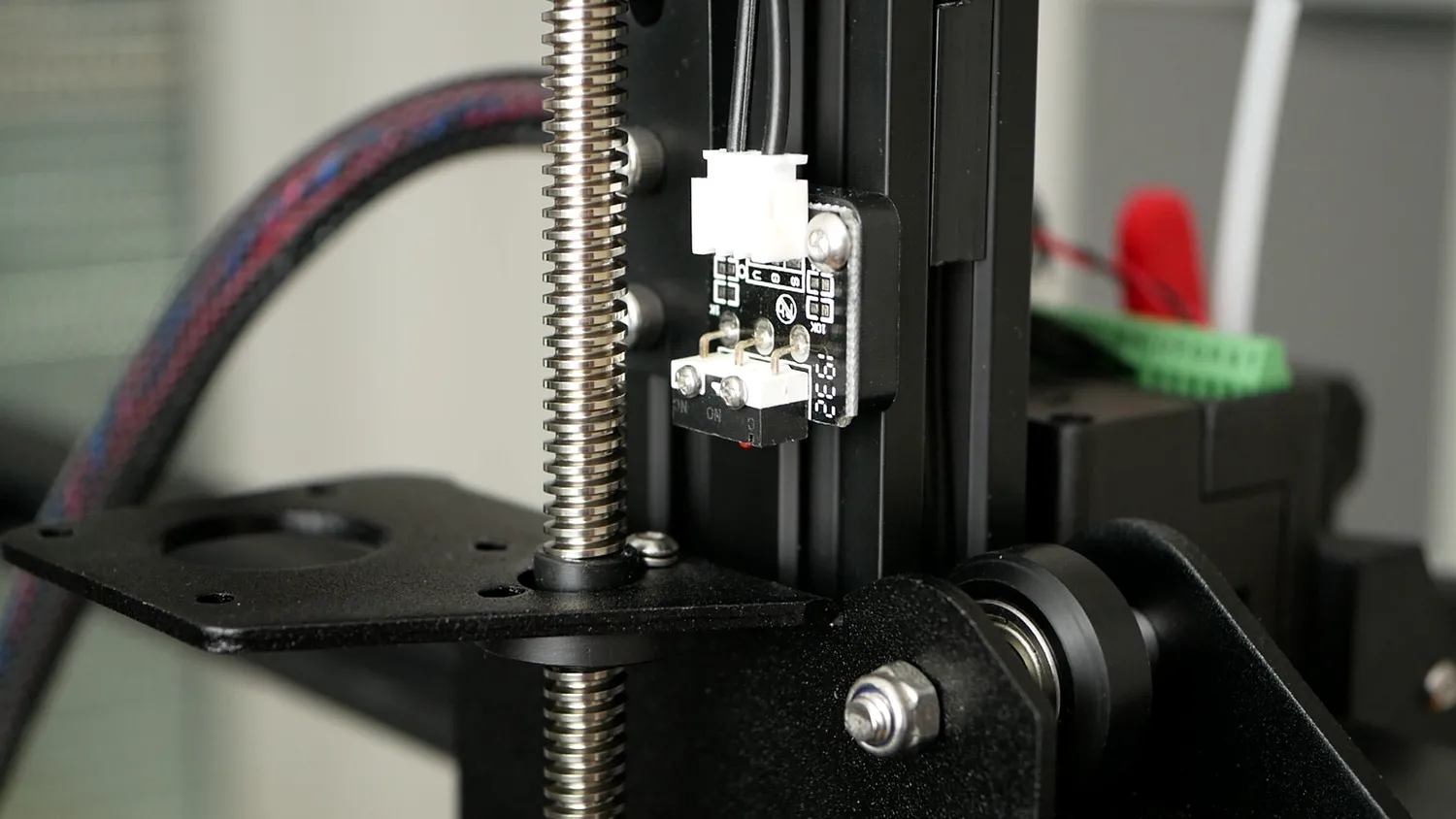  z-end stop on the top of the axis 